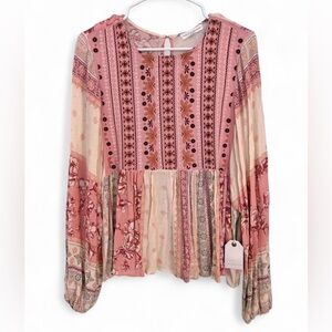 NWT Coco + Jaimeson Long Sleeve Boho Floral Embroidered Blouse Medium Flowy